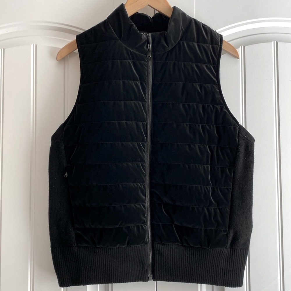 Athleta Hanover Hybrid Black Quilted Puffer Vest EUC XL